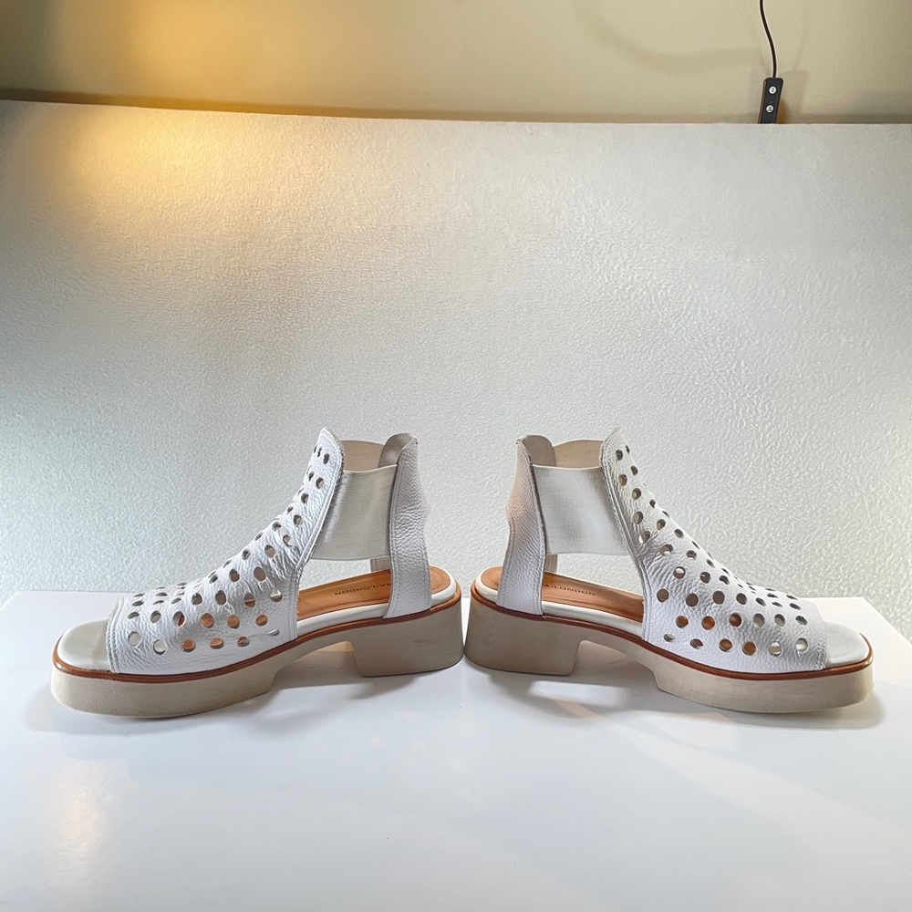 Tamara London Droid White Perforated Women's Shoes - Picture 3 of 8